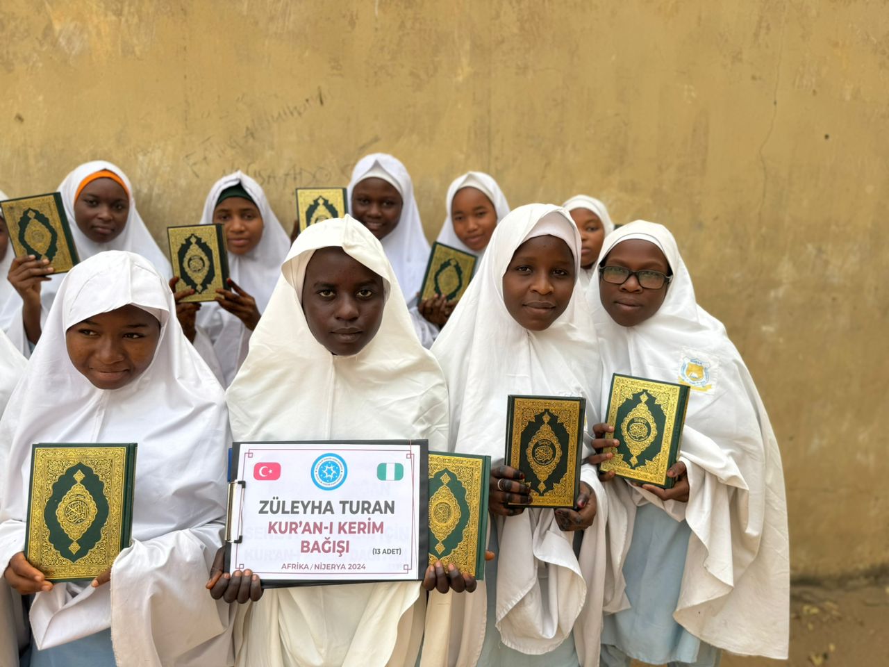 Afrika Kuran Dağıtımı
