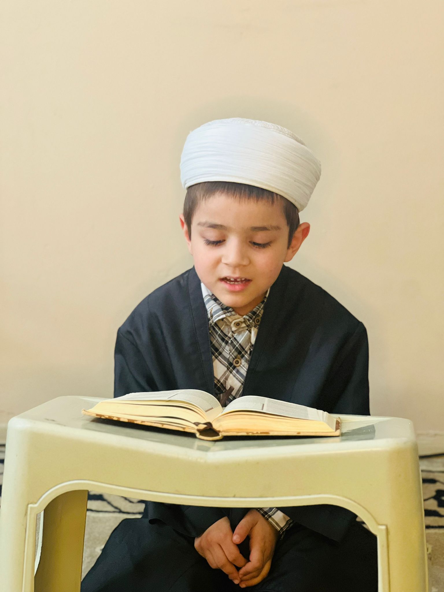 Hafız Kuran Dağıtımı